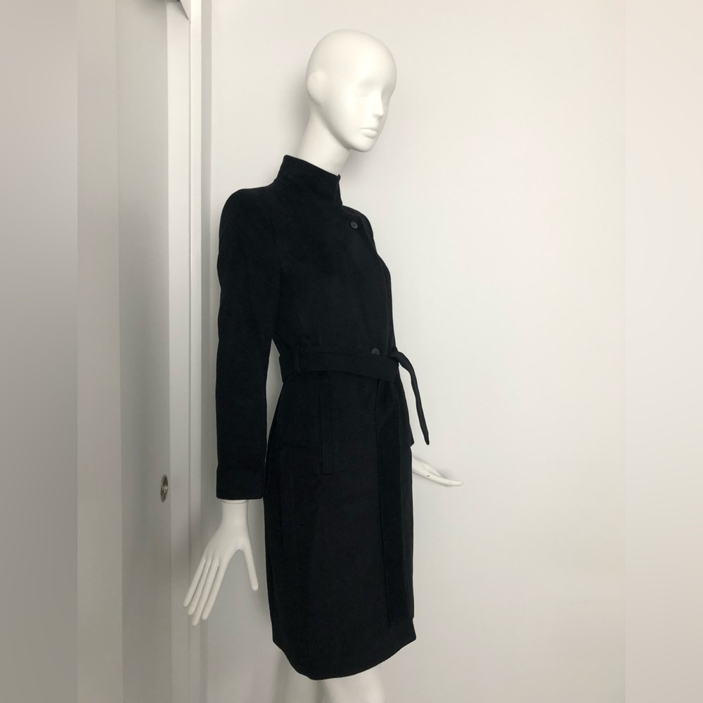 Hugo Boss Elegant Black Tailored Coat